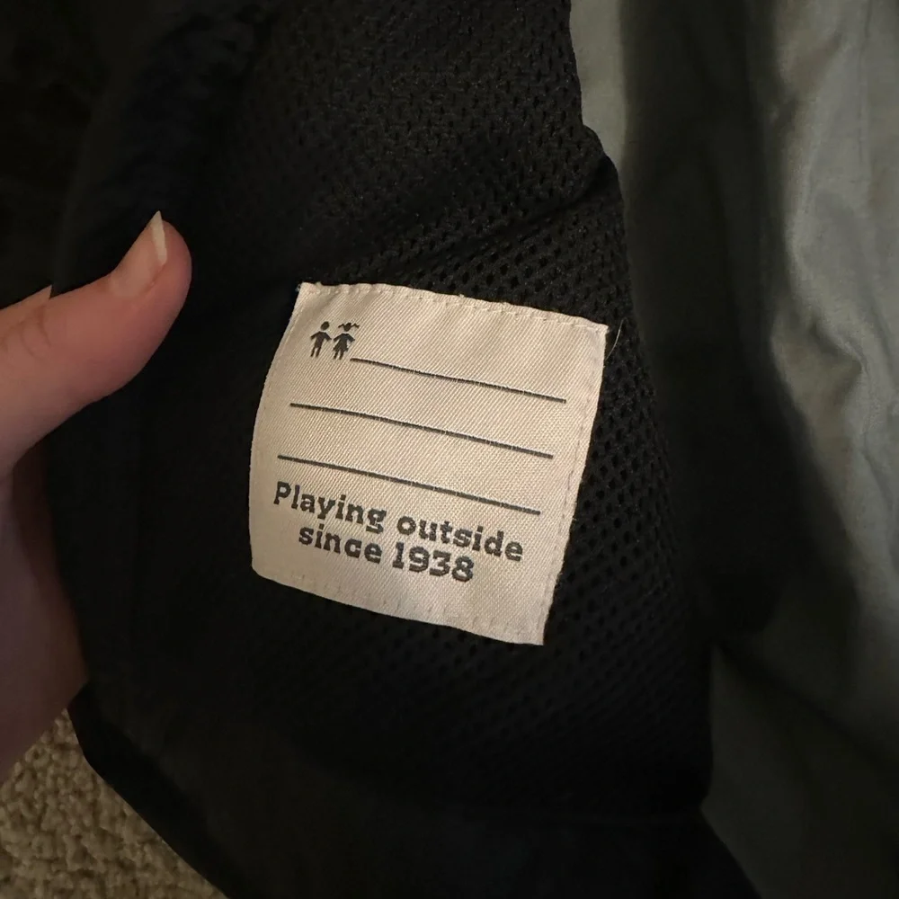 COPY - Columbia Black Rain Jacket